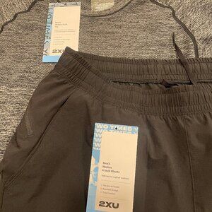 2XU Men’s Performance Bundle – 6” Shorts + Performance Tee. Black. Size M. NWT